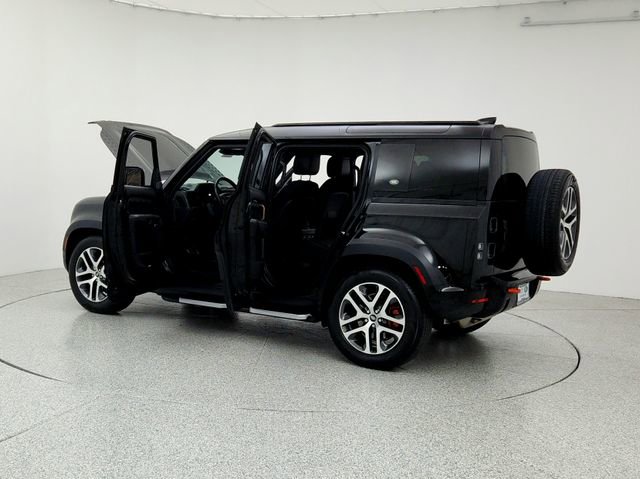 Used 2023 Land Rover Defender 110 X image 12