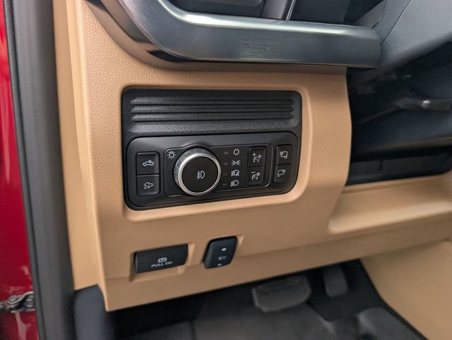 New 2026 Ford F350 Lariat w/ Black Appearance Package AWD/4WD image 15
