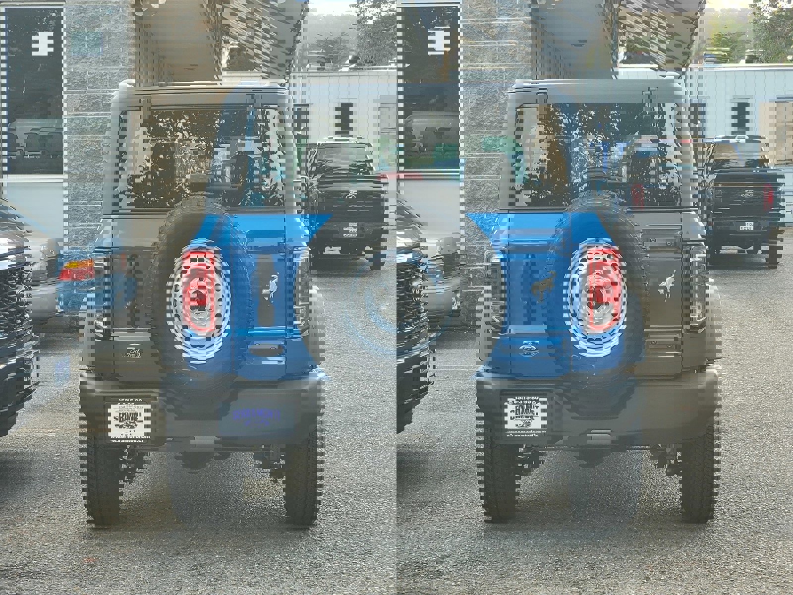 New 2025 Ford Bronco 4-Door image 6