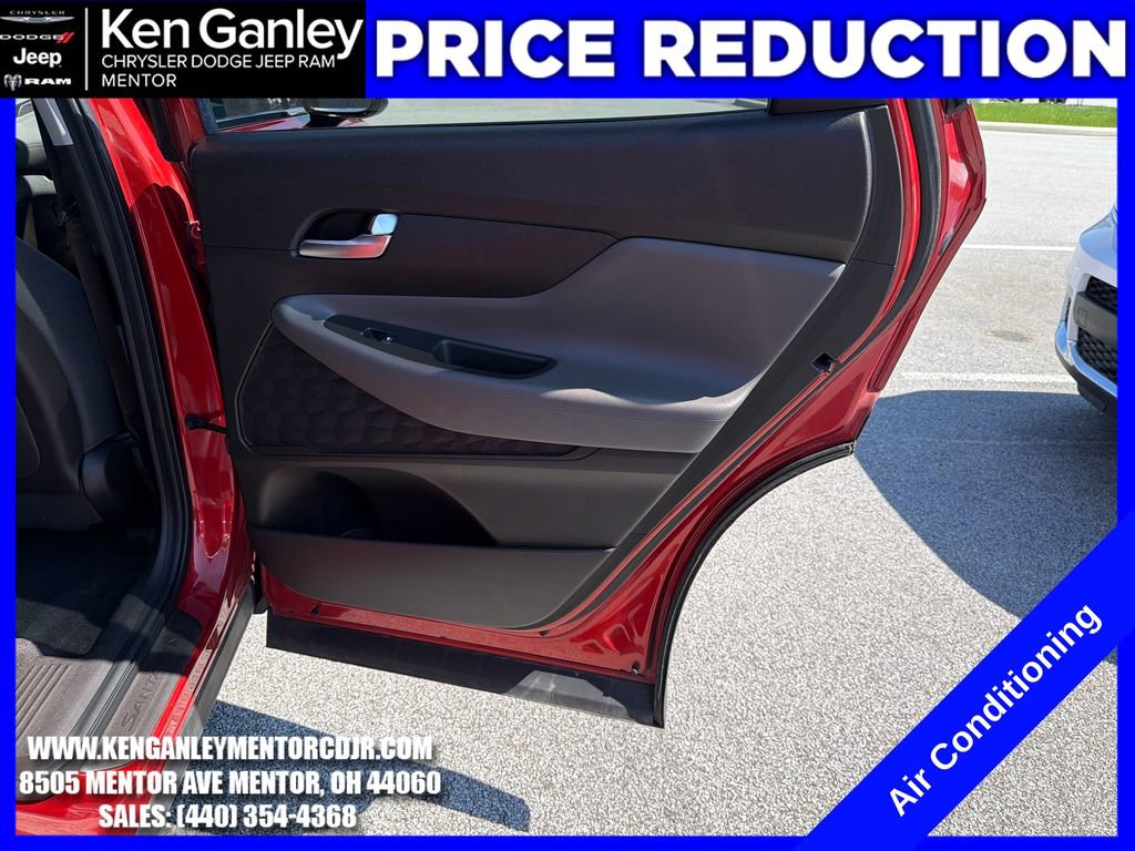 Used 2019 Hyundai Santa Fe SEL w/ Cargo Package image 22