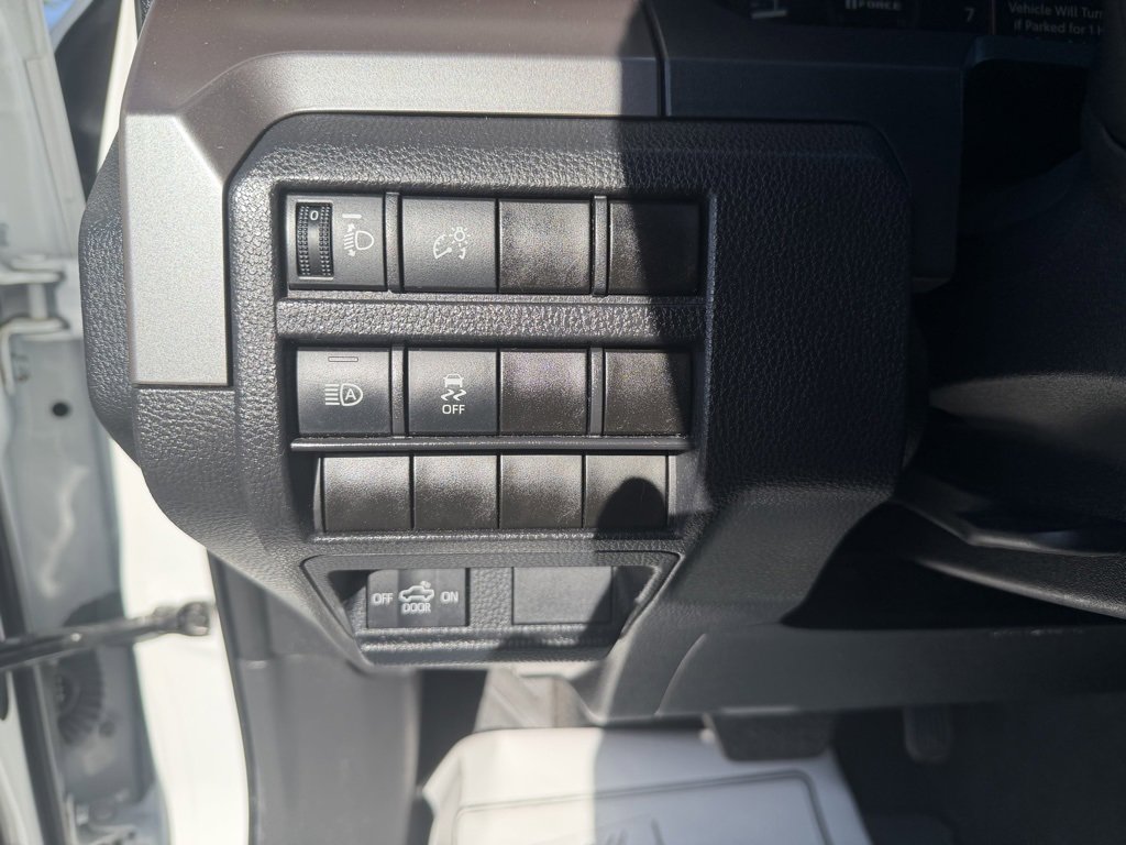 Used 2024 Toyota Tacoma TRD Off-Road image 8