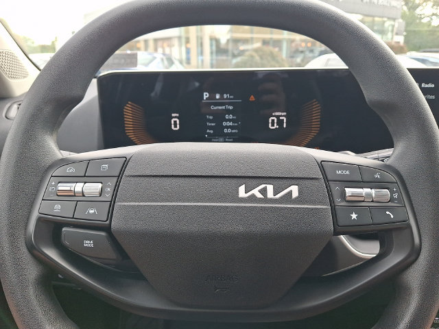 Certified 2025 Kia K4 FWD image 17