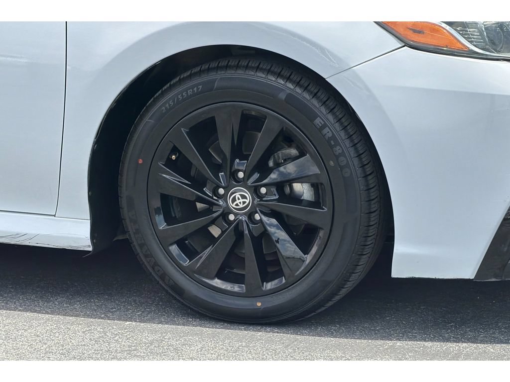 Used 2023 Toyota Camry LE FWD image 18