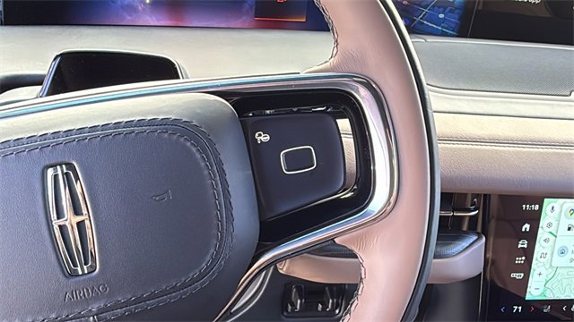 New 2025 Lincoln Navigator L Black Label image 25