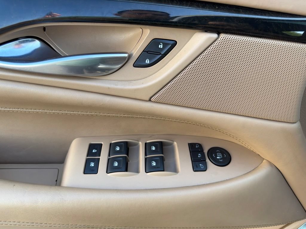 Used 2019 Cadillac Escalade Platinum AWD/4WD image 32