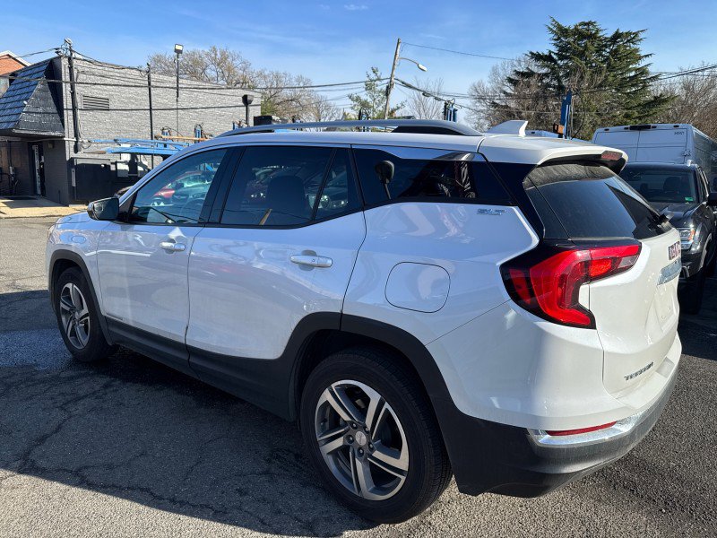 Used 2021 GMC Terrain SLT image 4