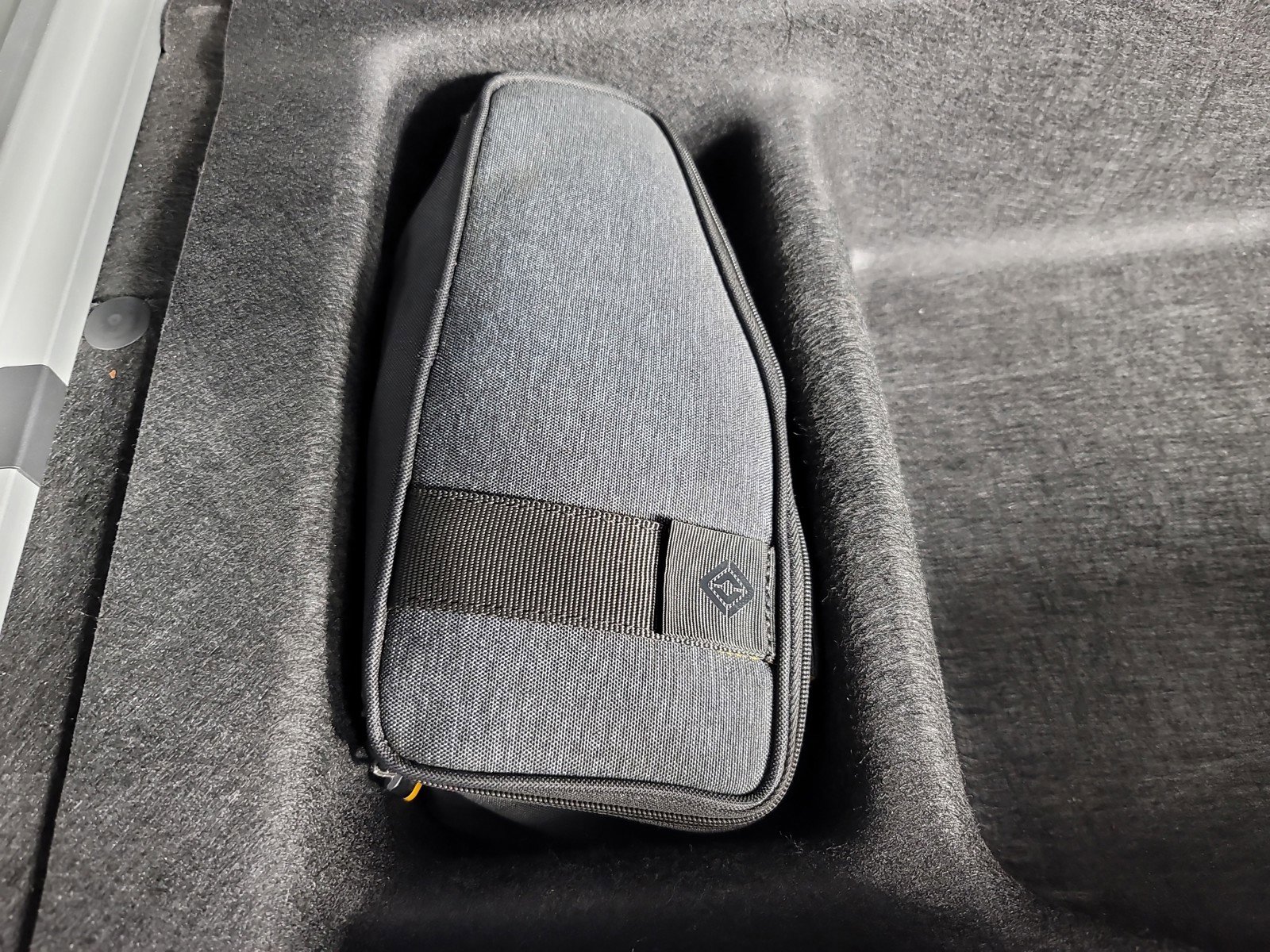 Used 2023 Rivian R1S Adventure image 35