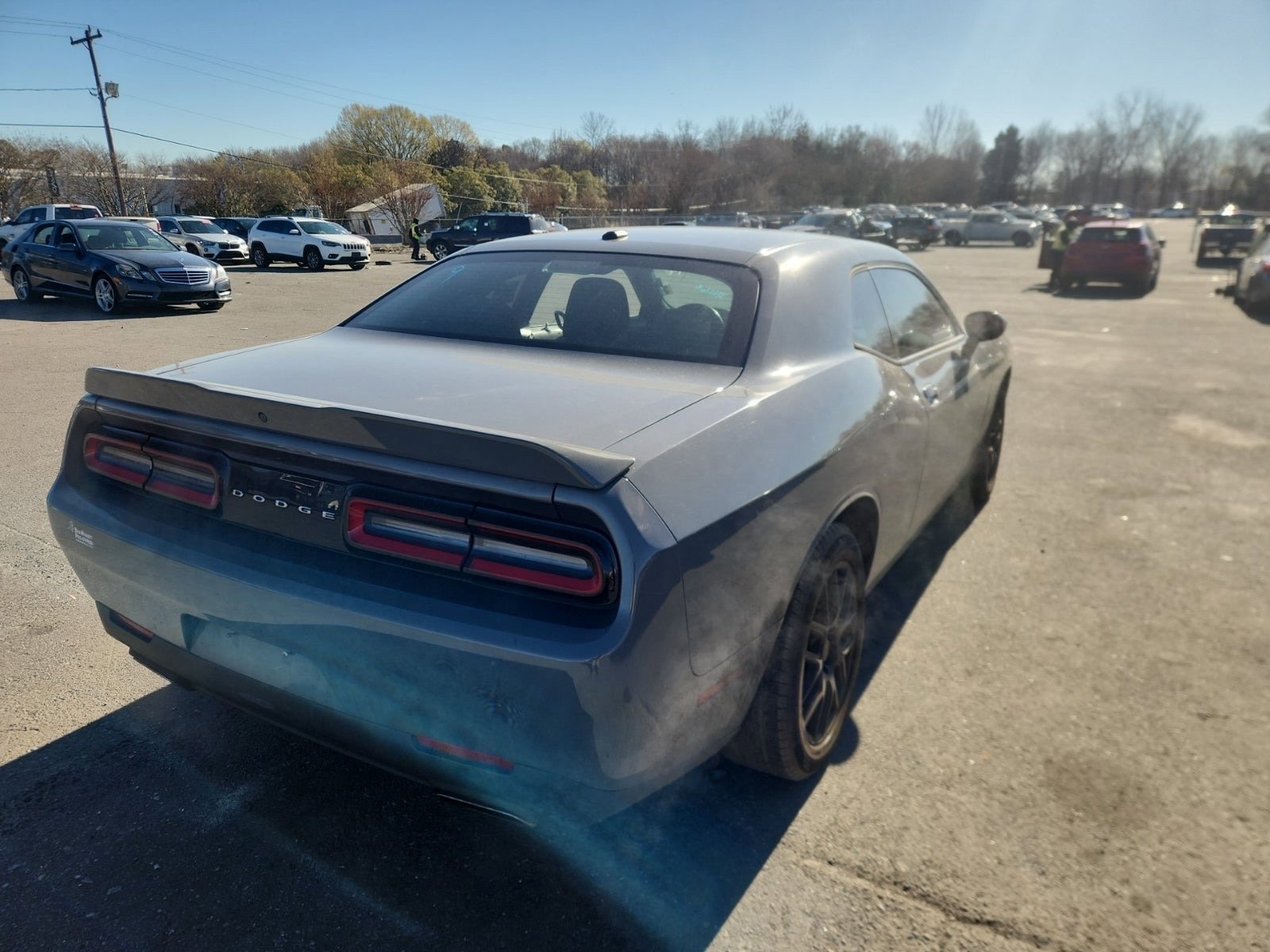 Used 2018 Dodge Challenger SXT image 5
