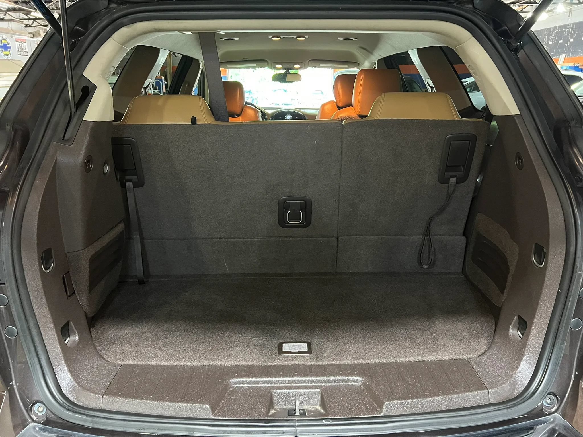 Used 2017 Buick Enclave Leather FWD image 16