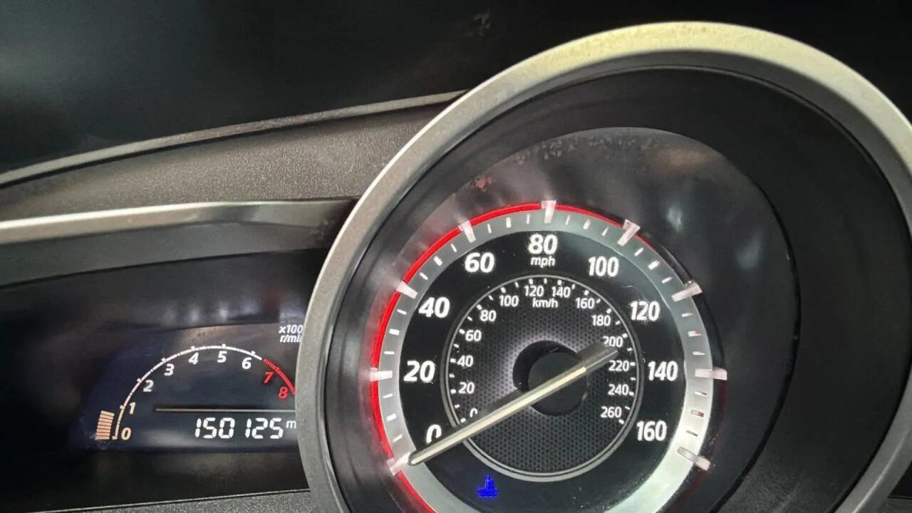 Used 2015 MAZDA MAZDA3 i Grand Touring image 16