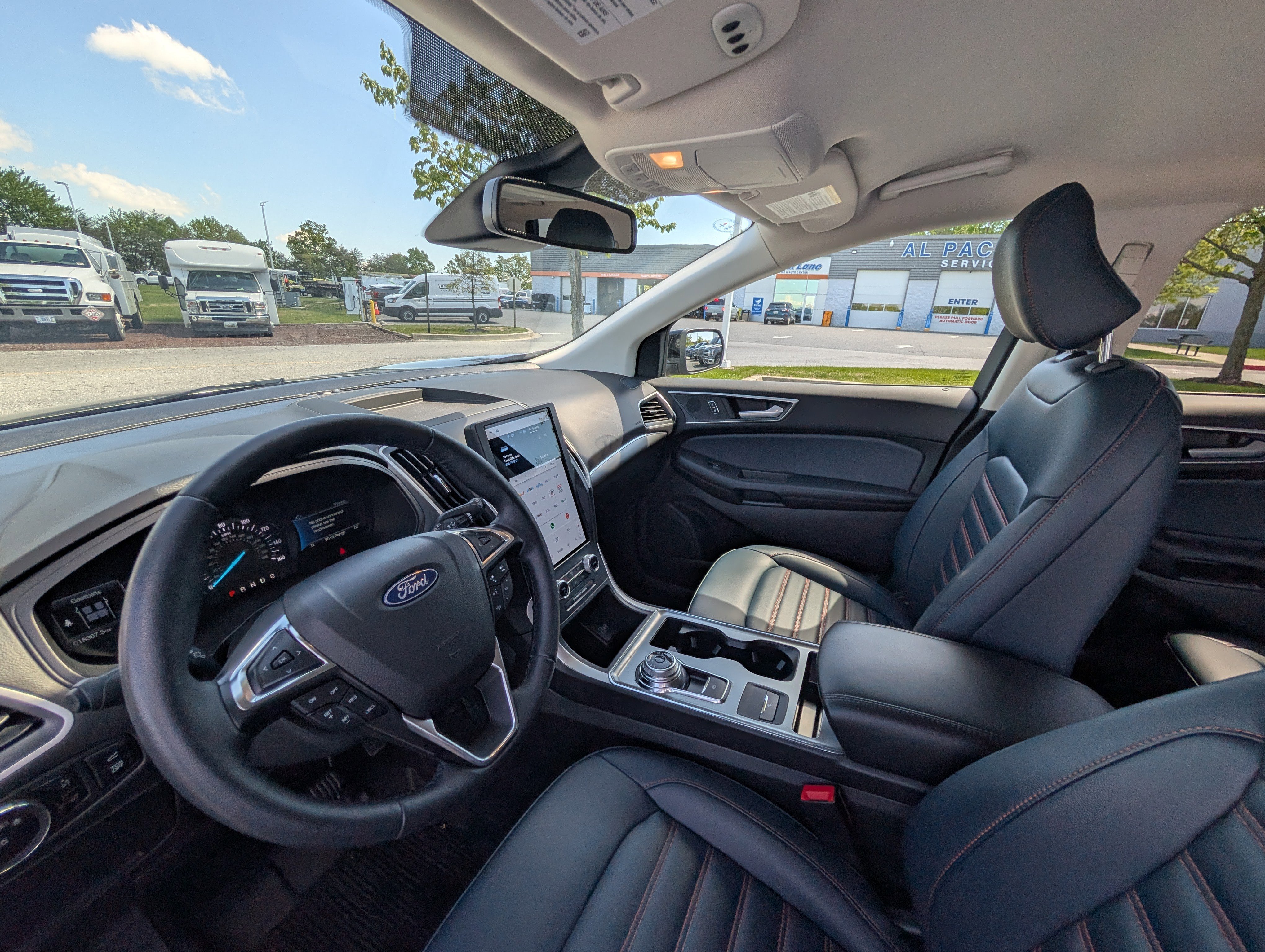 Used 2024 Ford Edge SEL w/ Sport Appearance Package AWD/4WD image 13