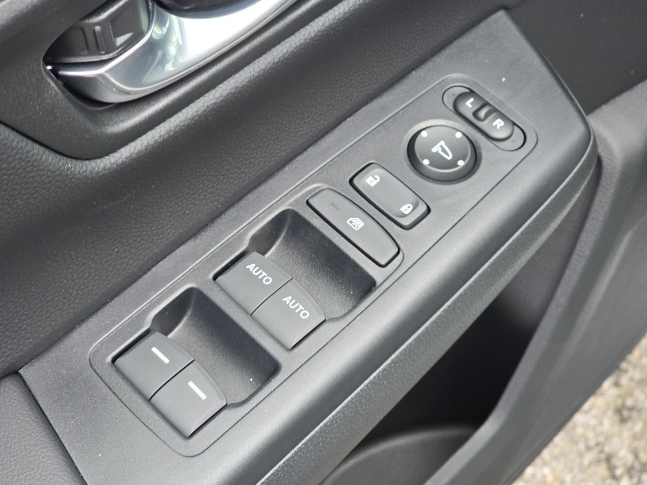 New 2026 Honda CR-V EX image 26