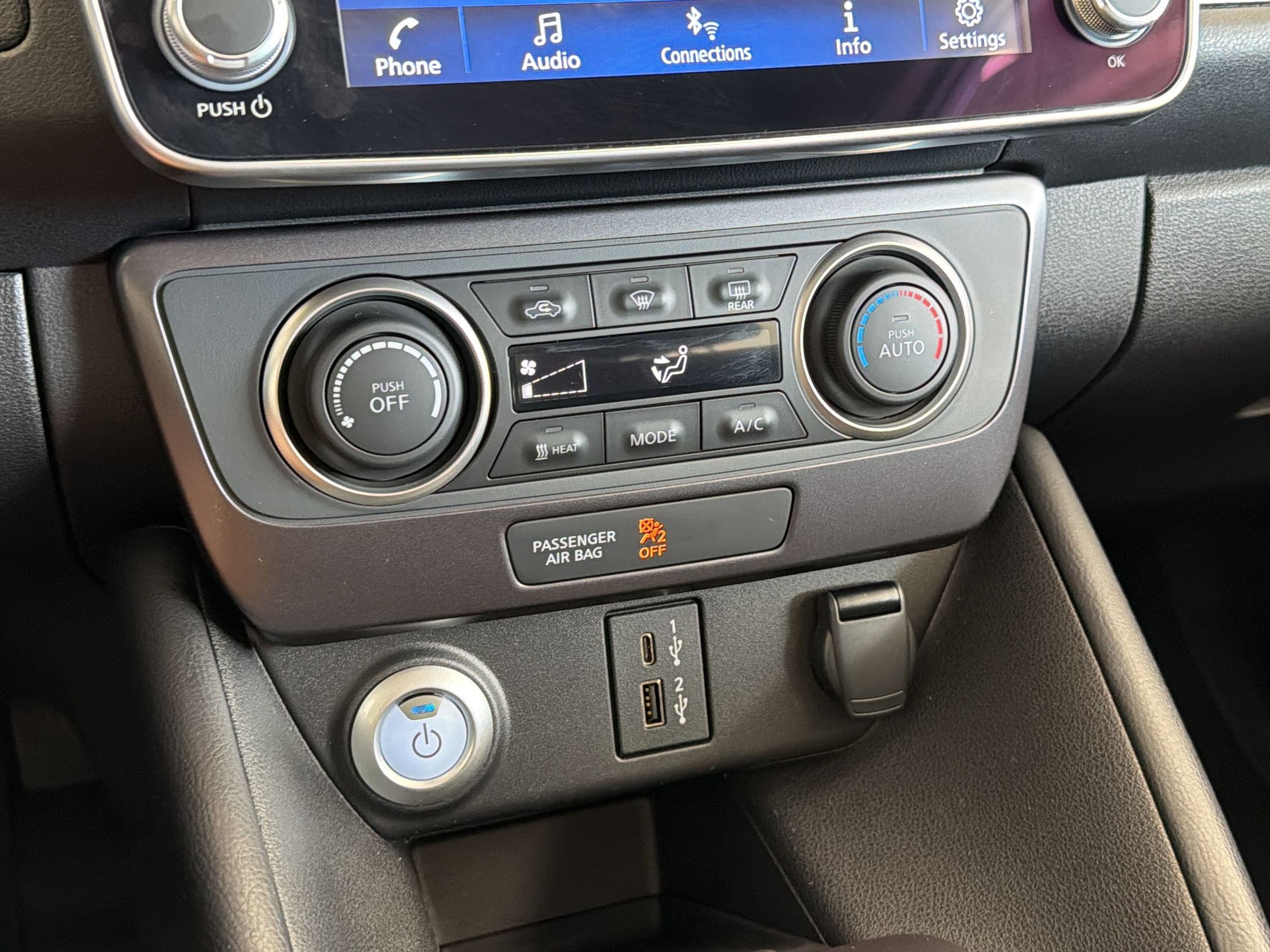 Used 2025 Nissan Leaf S FWD image 17