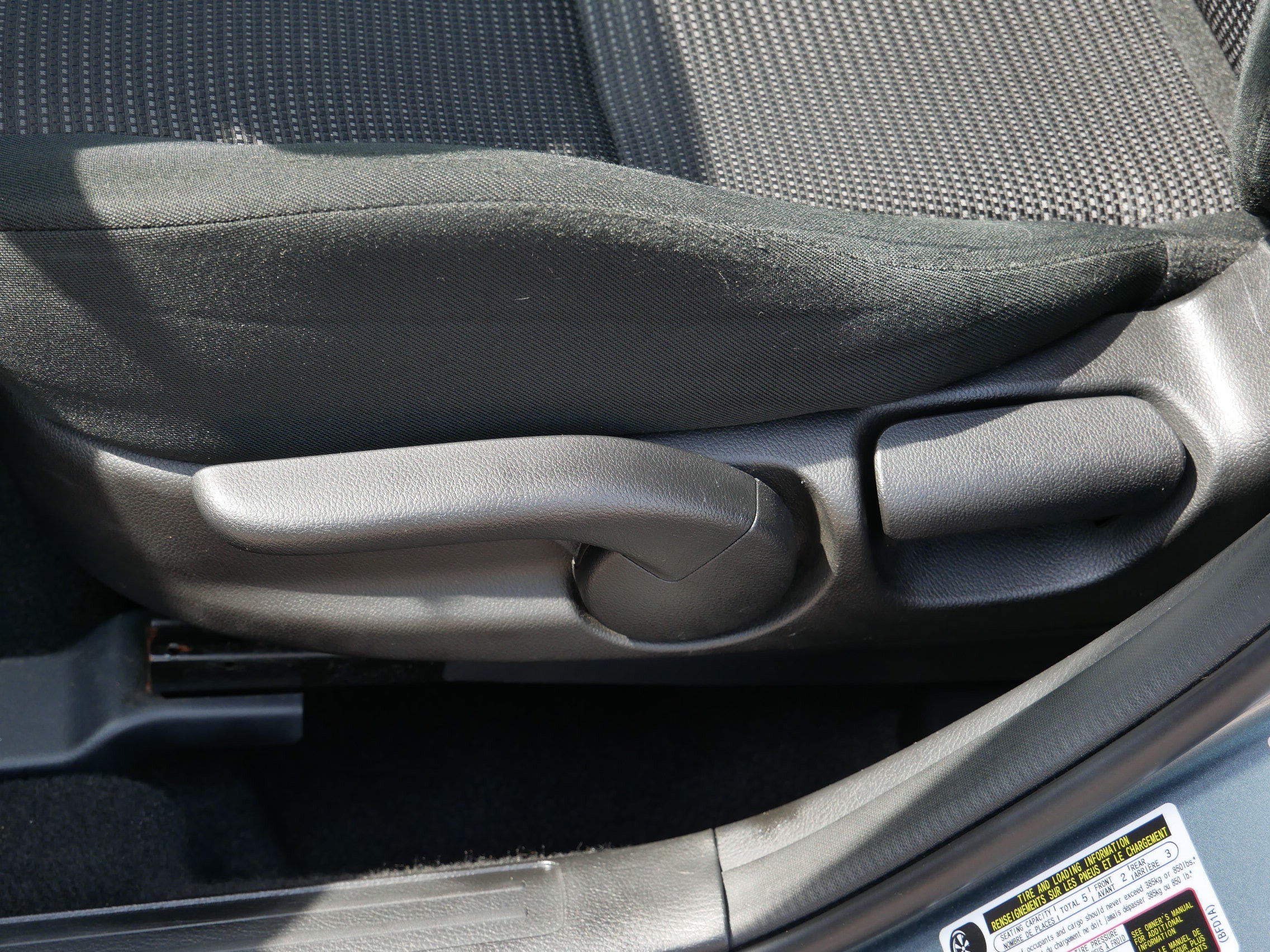 Used 2013 MAZDA MAZDA3 i Sport FWD image 19