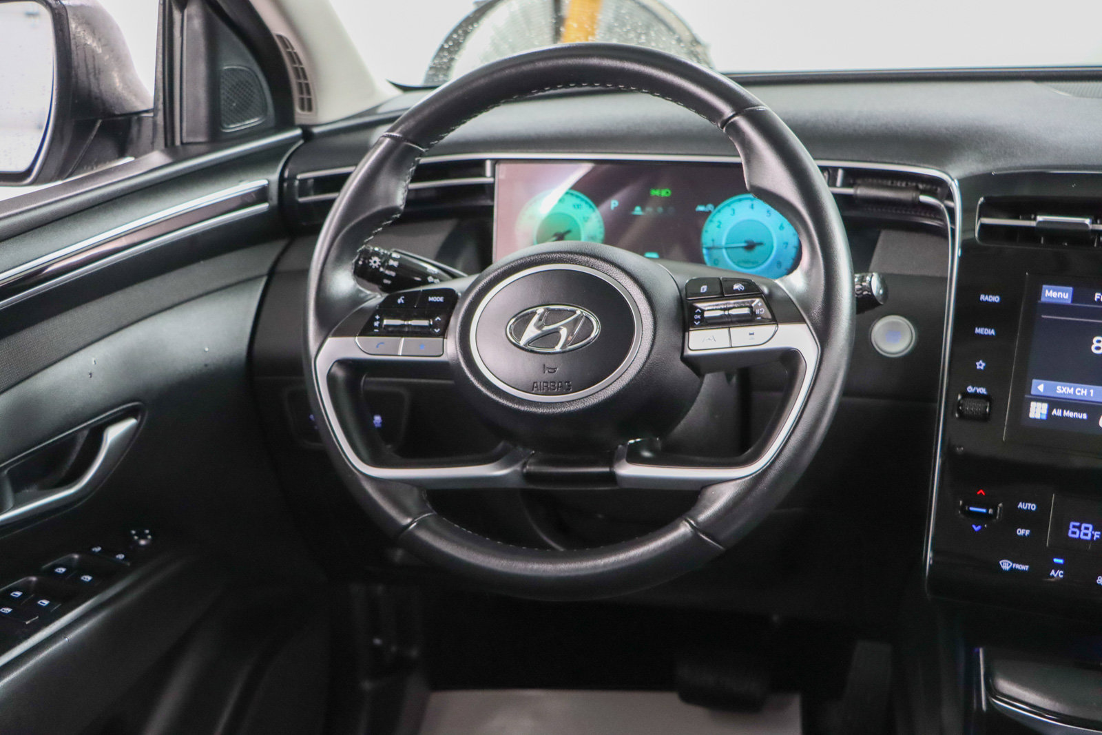 Used 2023 Hyundai Tucson SEL w/ Convenience Package AWD/4WD image 12