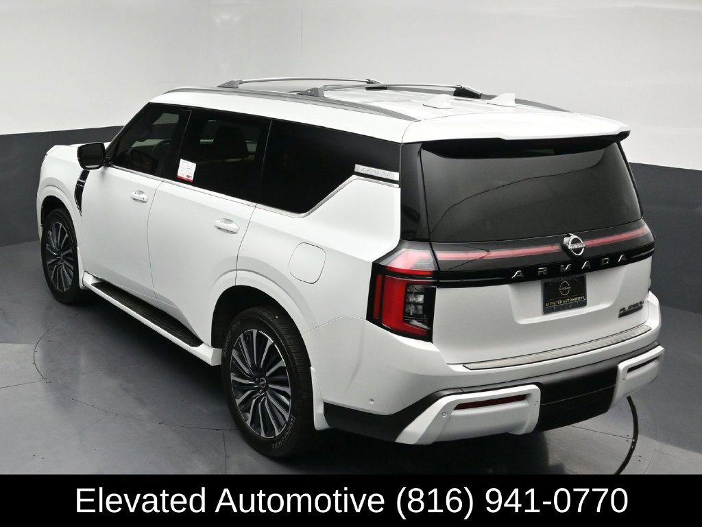 Used 2025 Nissan Armada Platinum Reserve AWD/4WD image 28