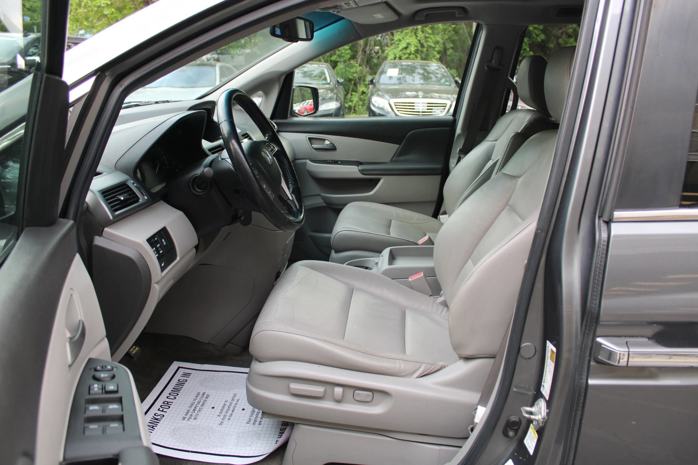 Used 2012 Honda Odyssey EX-L image 17