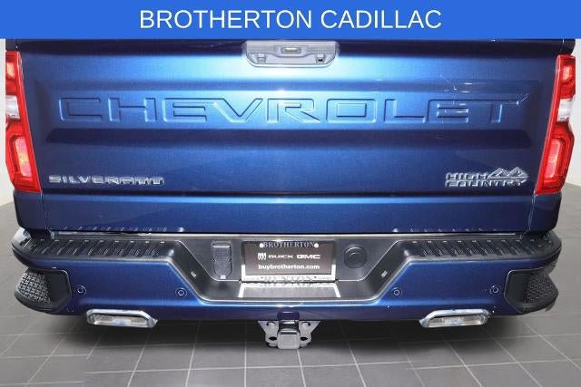 Used 2022 Chevrolet Silverado 1500 High Country w/ Technology Package AWD/4WD image 16