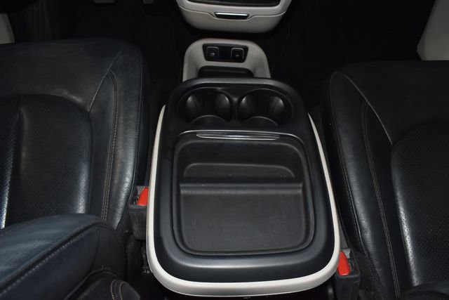 Certified 2020 Chrysler Pacifica Touring-L image 22