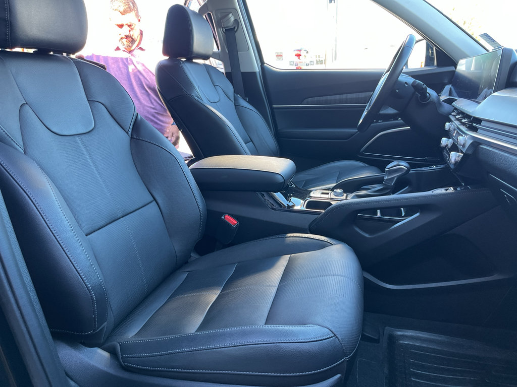 Used 2023 Kia Telluride SX image 13
