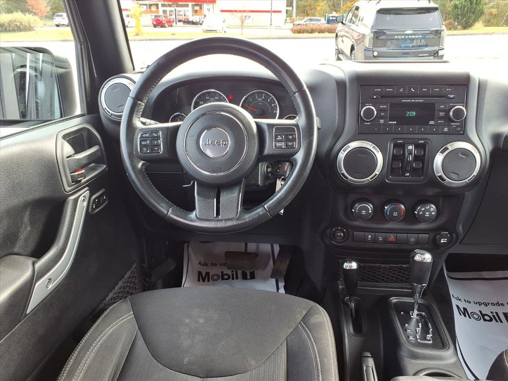 Used 2017 Jeep Wrangler Unlimited Sahara w/ Max Tow Package image 21