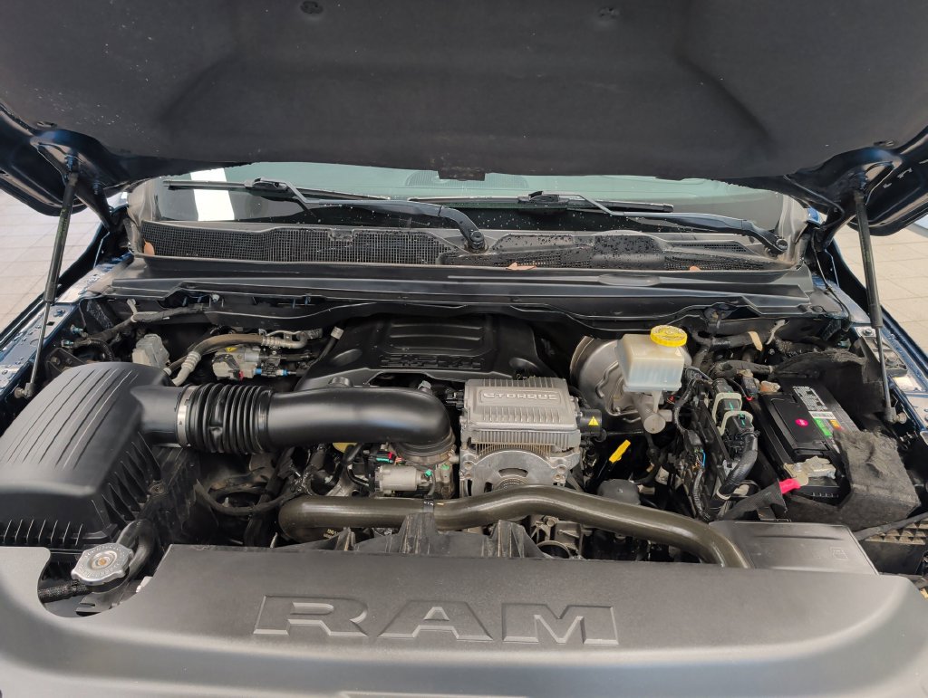 Used 2023 RAM 1500 Laramie AWD/4WD image 30
