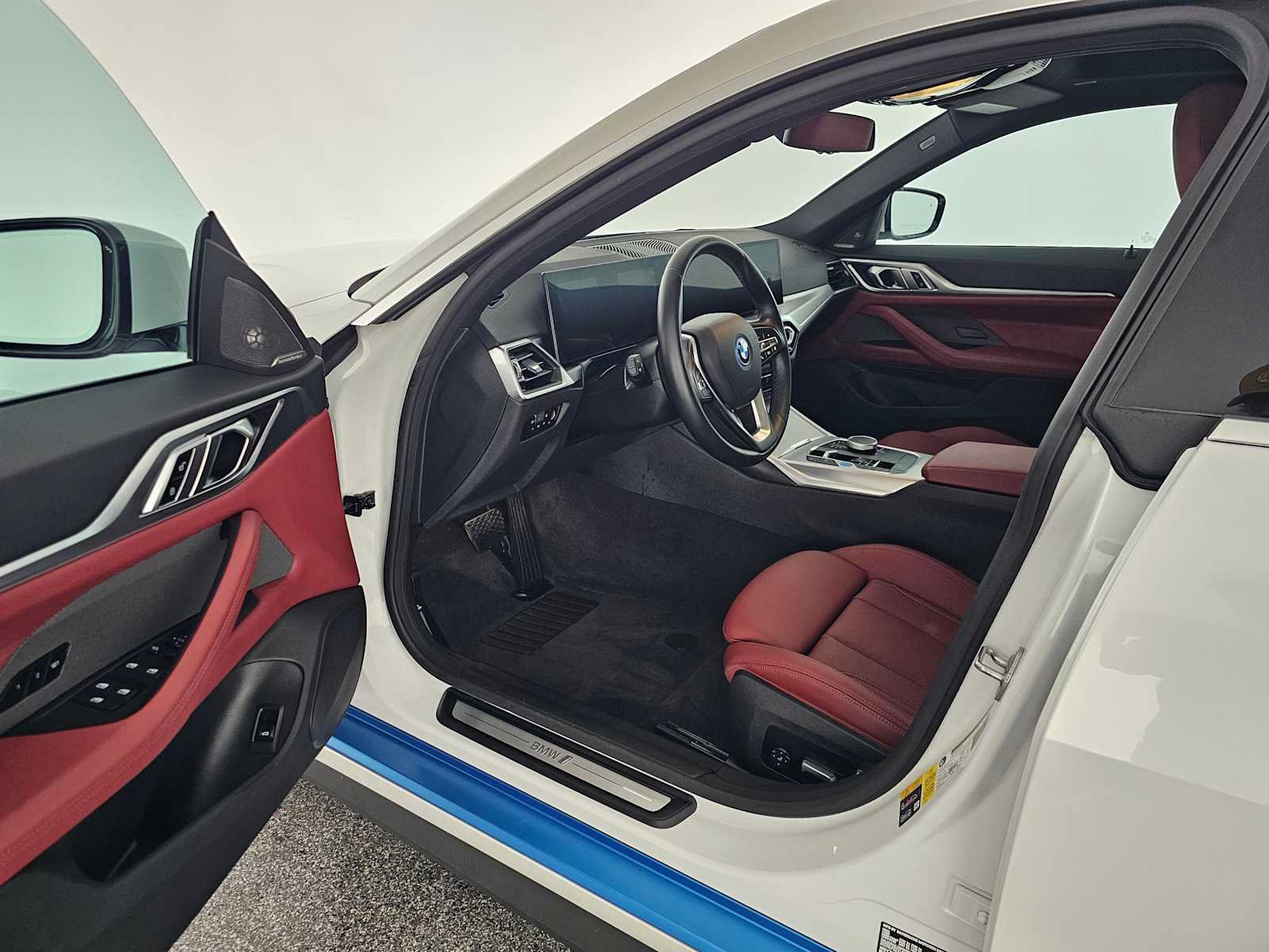 Used 2023 BMW i4 eDrive40 RWD image 19