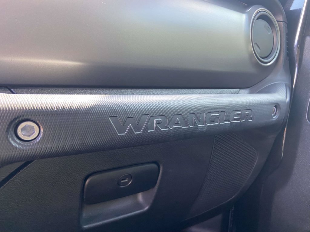 Used 2021 Jeep Wrangler Sport AWD/4WD image 33