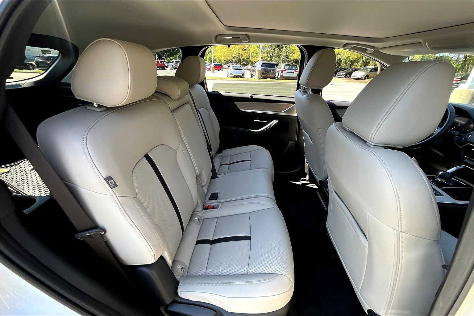 Used 2025 MAZDA CX-70 Plug-In Hybrid w/ Premium Pkg image 20