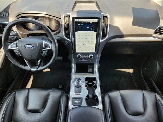 Used 2022 Ford Edge Titanium image 28