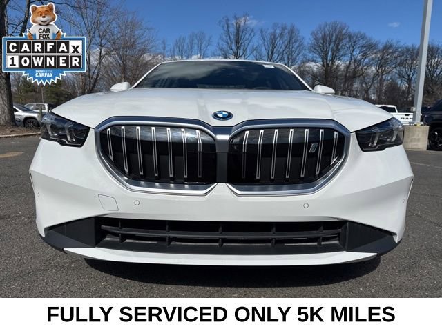 Used 2024 BMW i5 eDrive40i w/ M Sport Package image 2