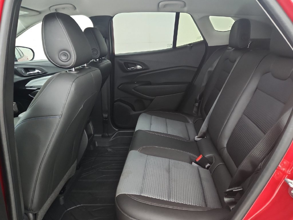 Used 2026 Chevrolet Trax LT w/ Driver Confidence Package FWD image 32