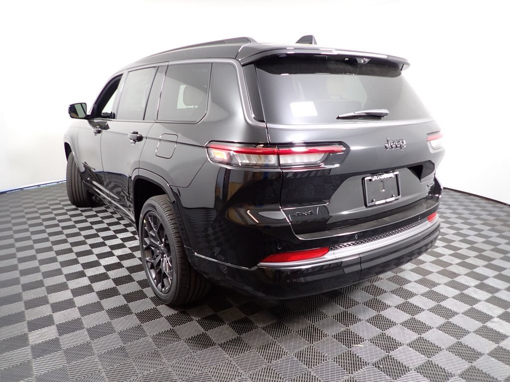 New 2026 Jeep Grand Cherokee L Summit w/ Obsidian Package AWD/4WD image 15