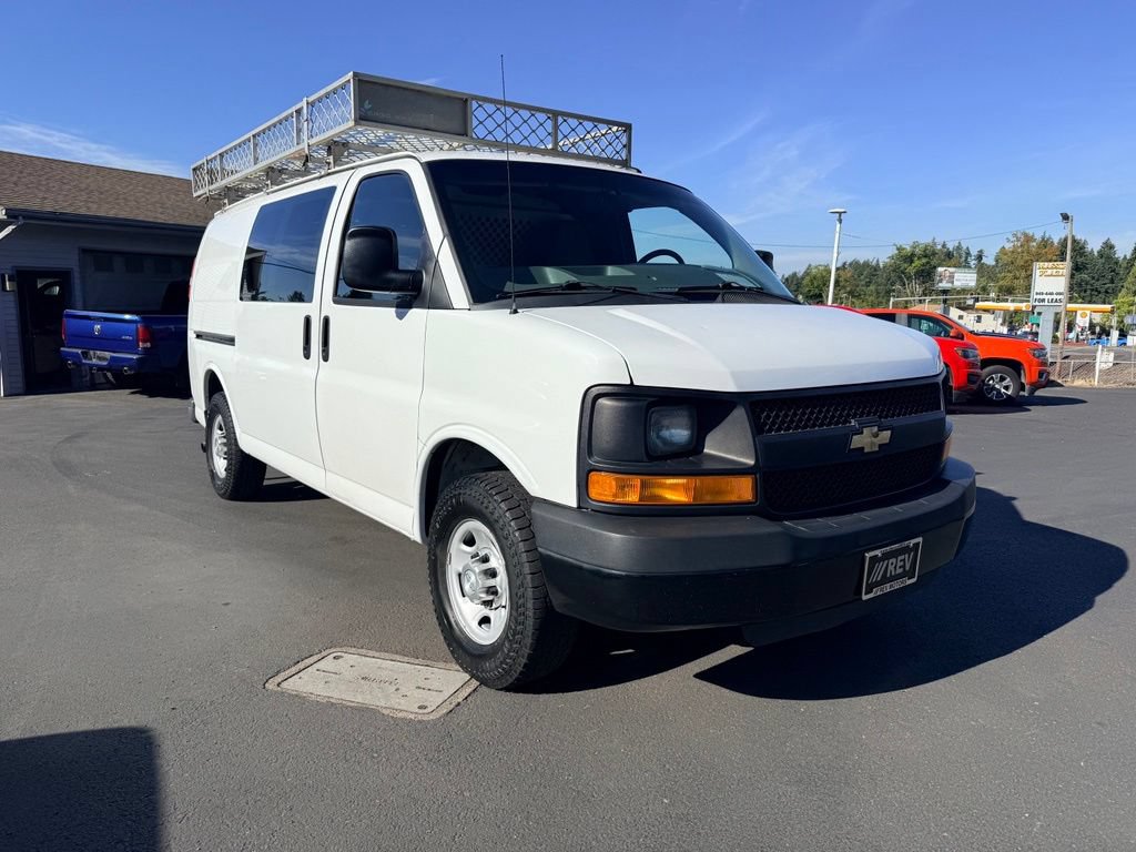 Used 2015 Chevrolet Express 3500 RWD image 7