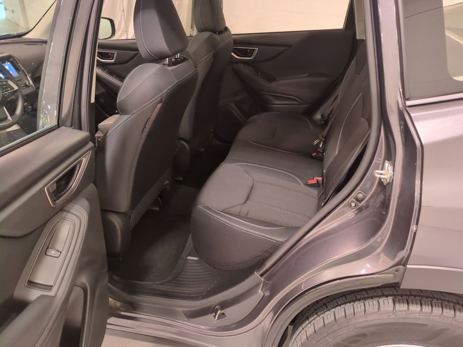 Used 2021 Subaru Forester AWD/4WD image 14