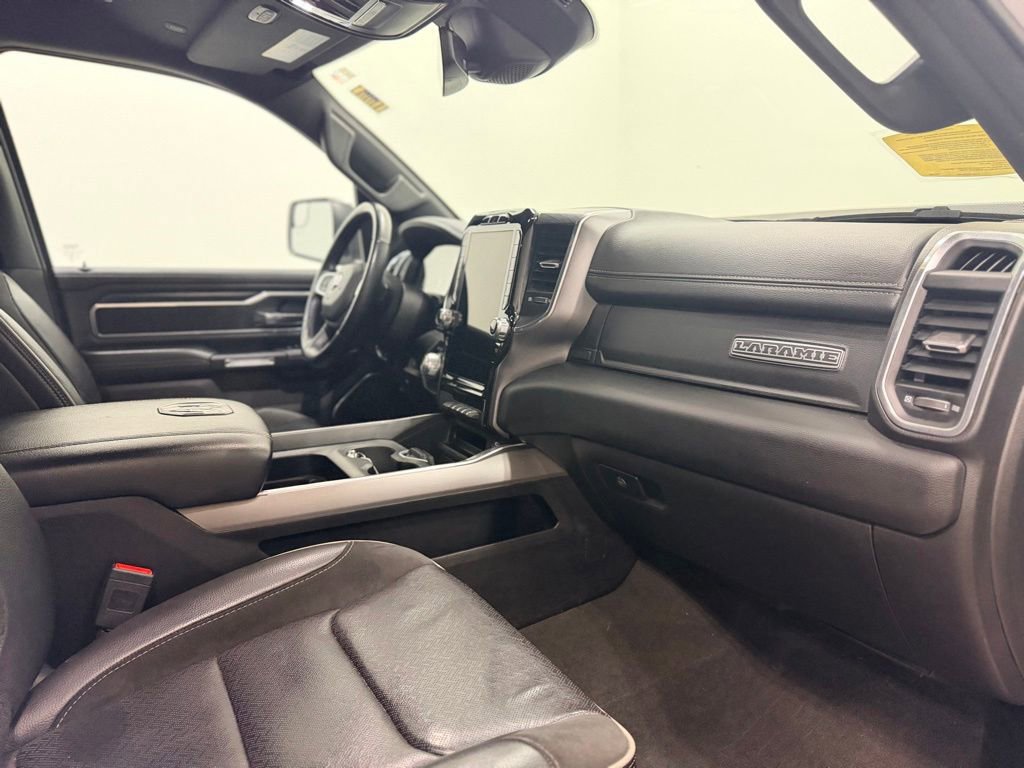 Used 2023 RAM 1500 Laramie AWD/4WD image 18