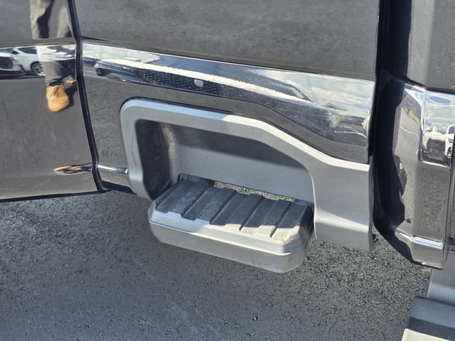 Used 2023 Ford F350 Lariat w/ FX4 Off-Road Package AWD/4WD image 35