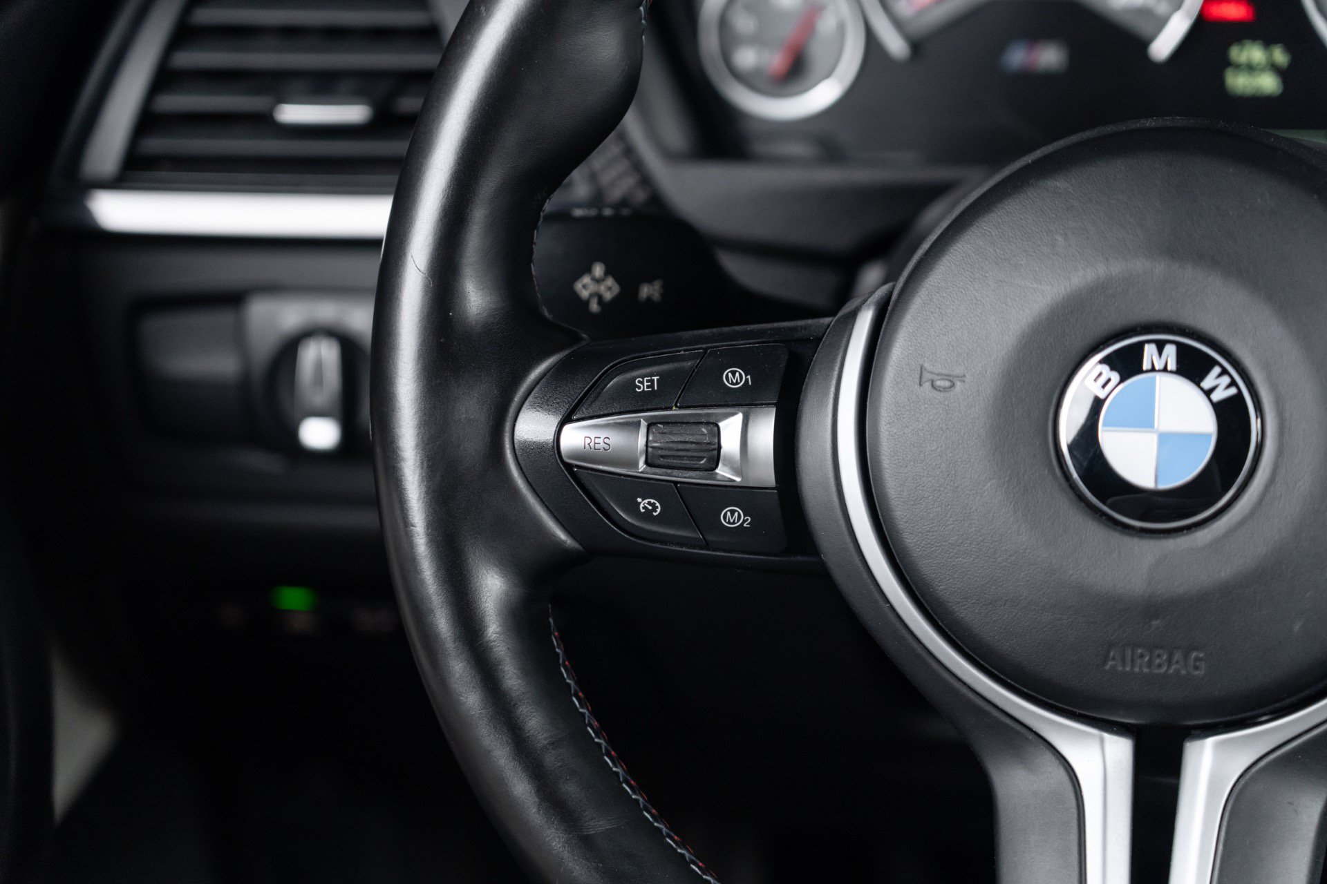 Used 2015 BMW M4 Coupe RWD image 49