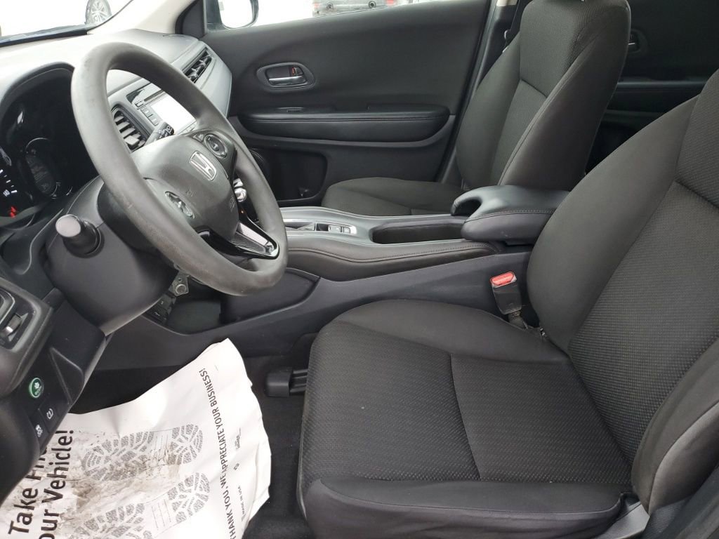 Used 2018 Honda HR-V LX image 24