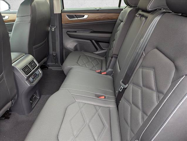 New 2026 Volkswagen Atlas SE FWD image 25