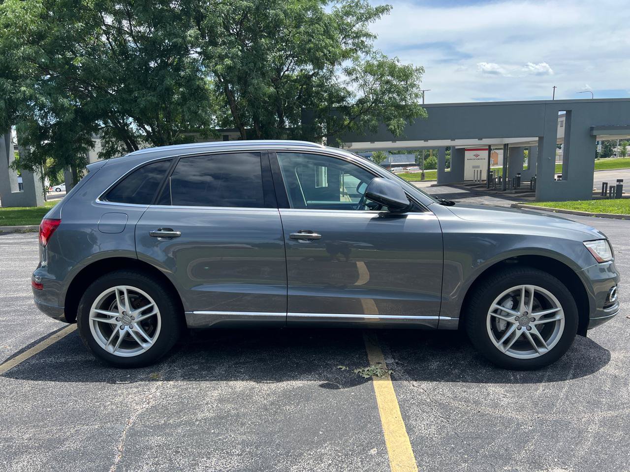 Used 2015 Audi Q5 2.0T Premium Plus w/ Premium Plus Package AWD/4WD image 7