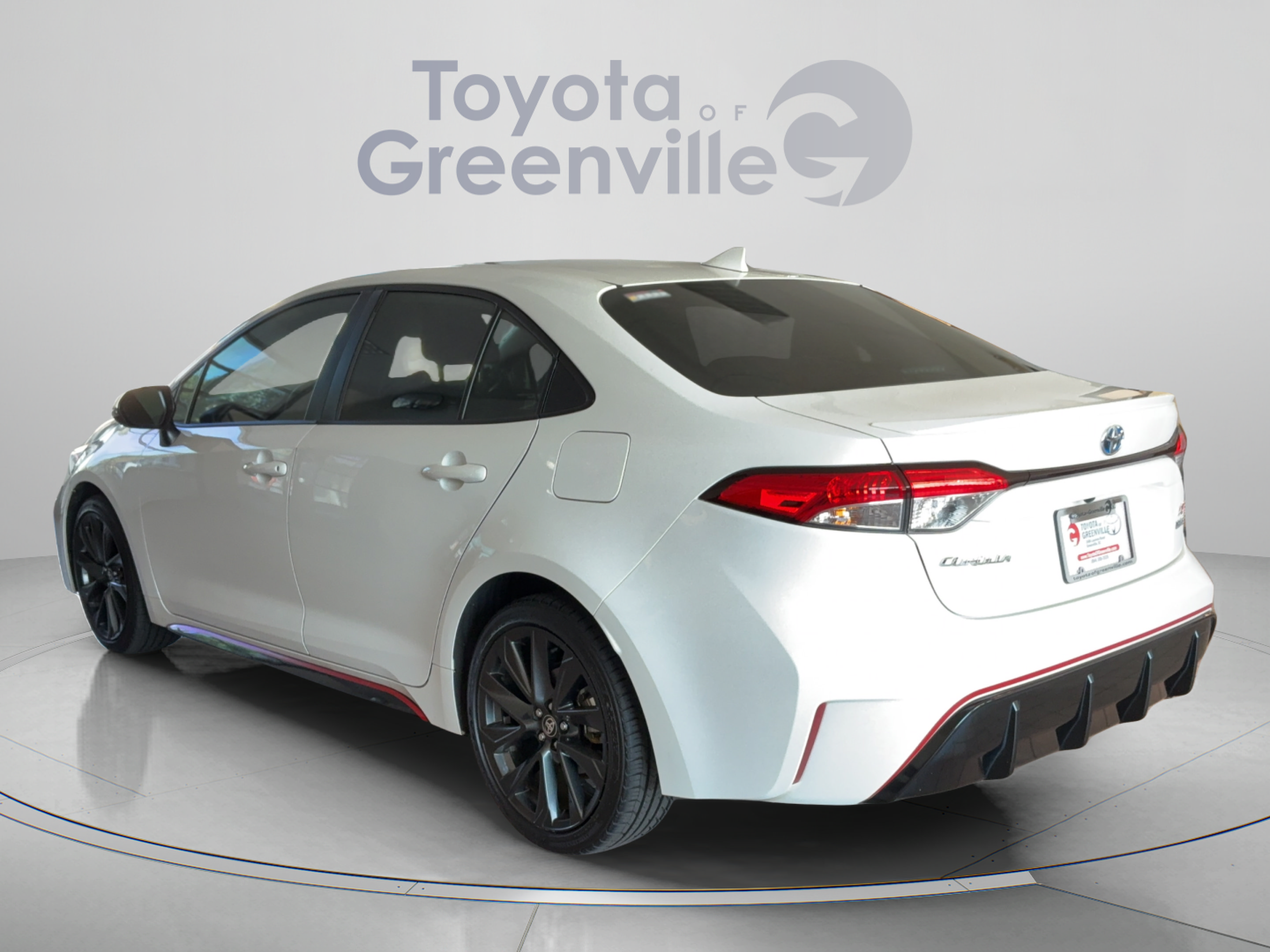 Used 2023 Toyota Corolla SE FWD image 4