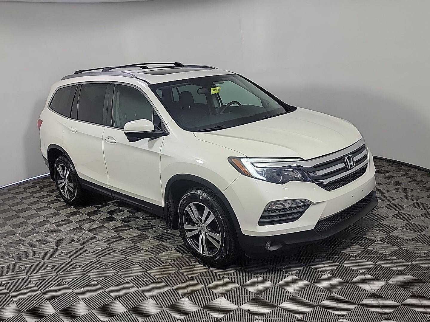 Certified 2018 Honda Pilot EX-L image 2