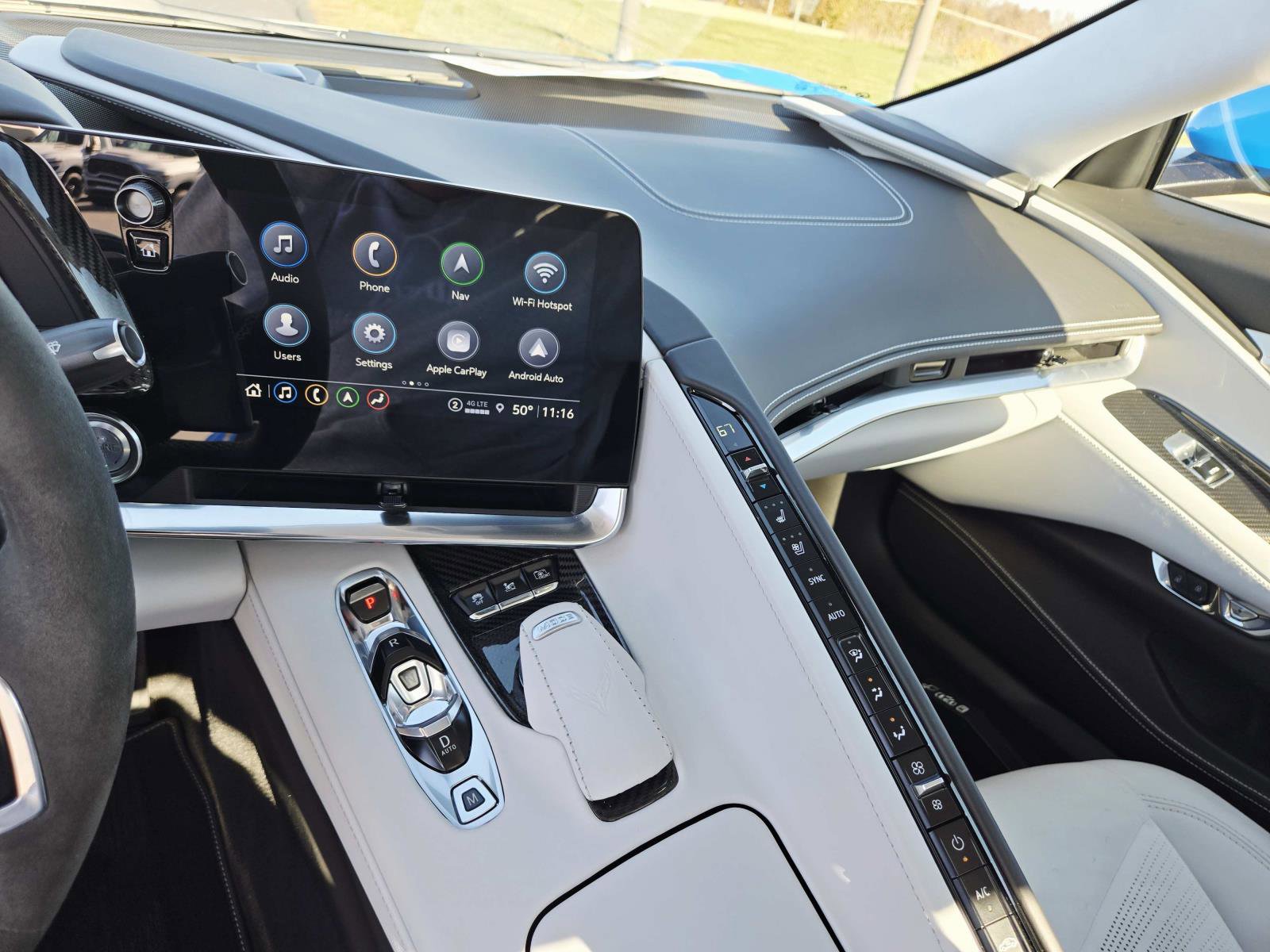 Used 2022 Chevrolet Corvette Stingray Premium Conv w/ Z51 Performance Package image 27