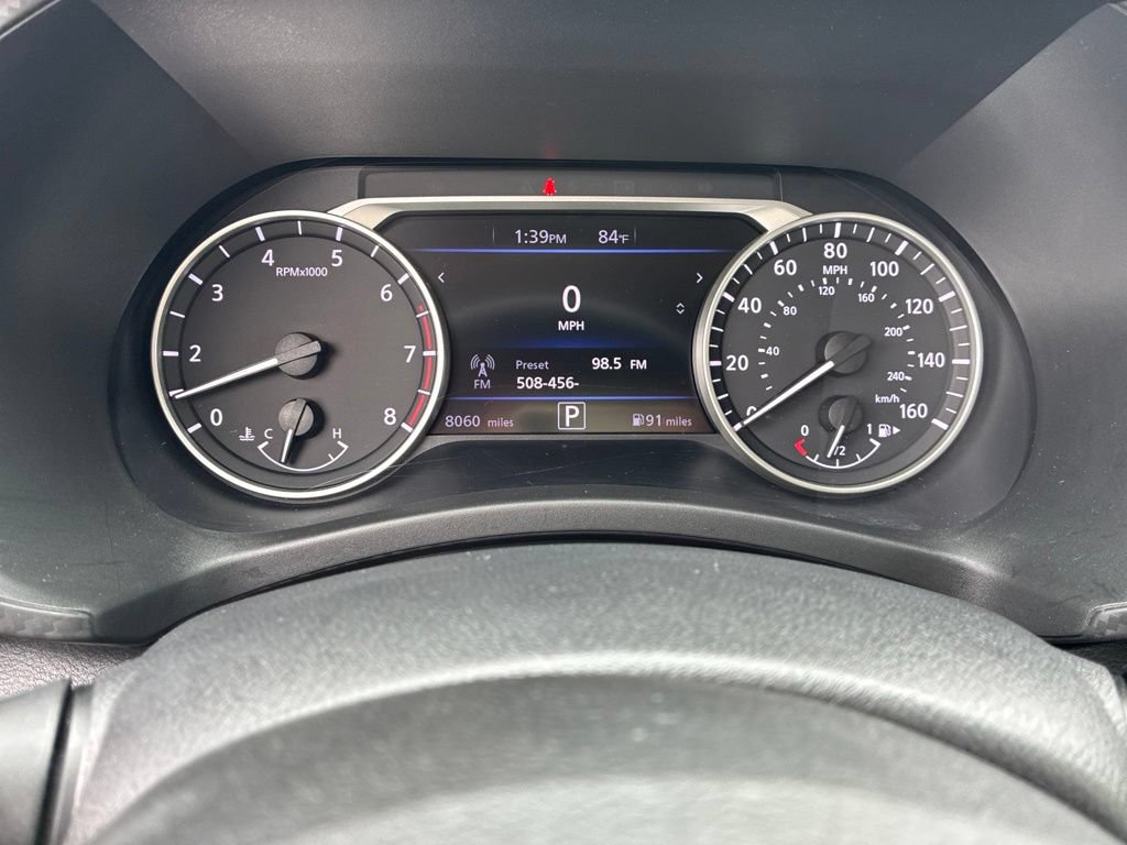 Certified 2025 Nissan Sentra SR FWD image 17