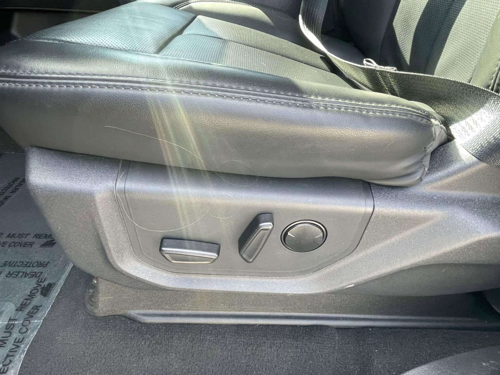 Certified 2023 Ford Expedition Max XLT image 16