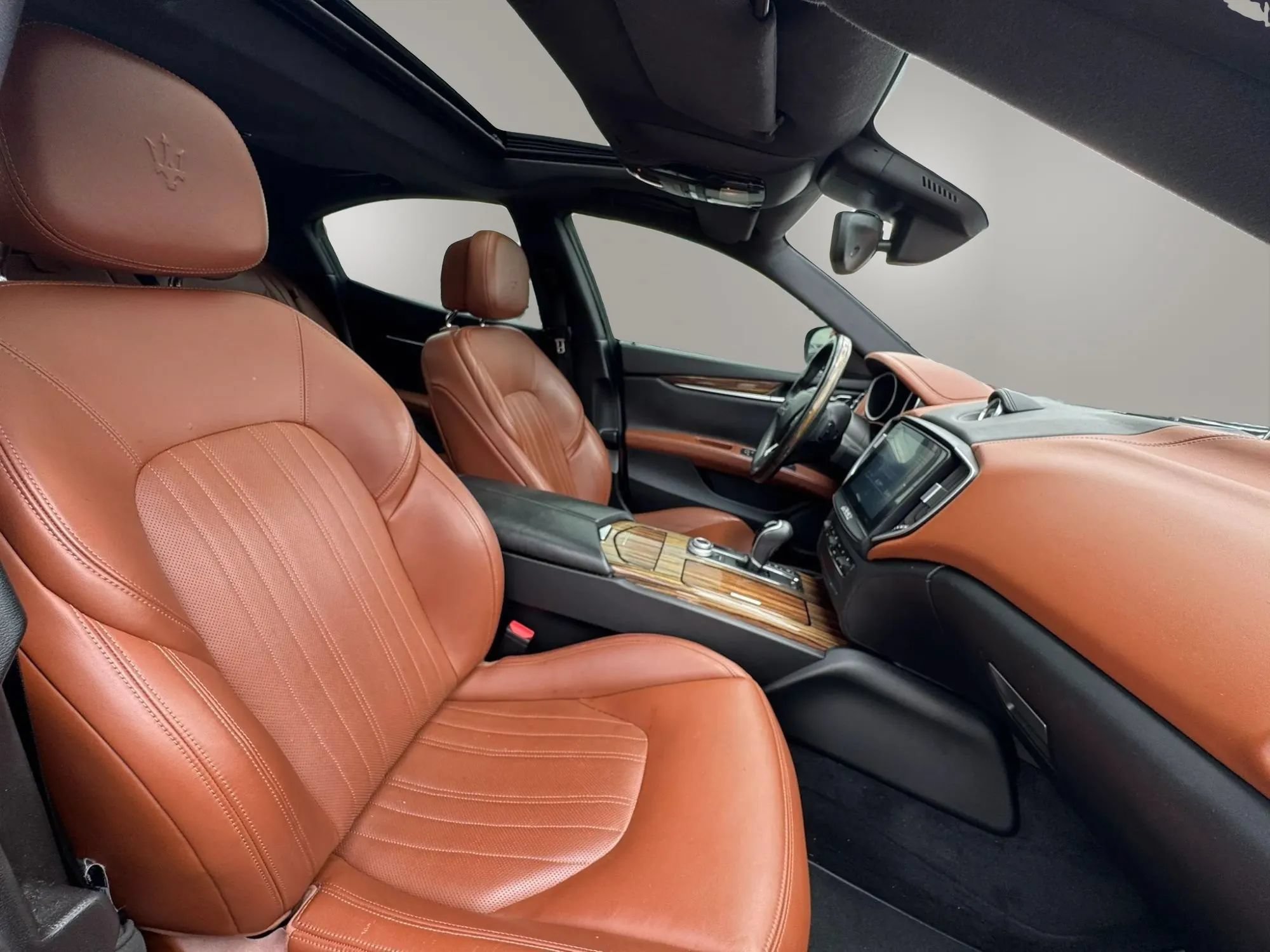 Used 2017 Maserati Ghibli S RWD image 17