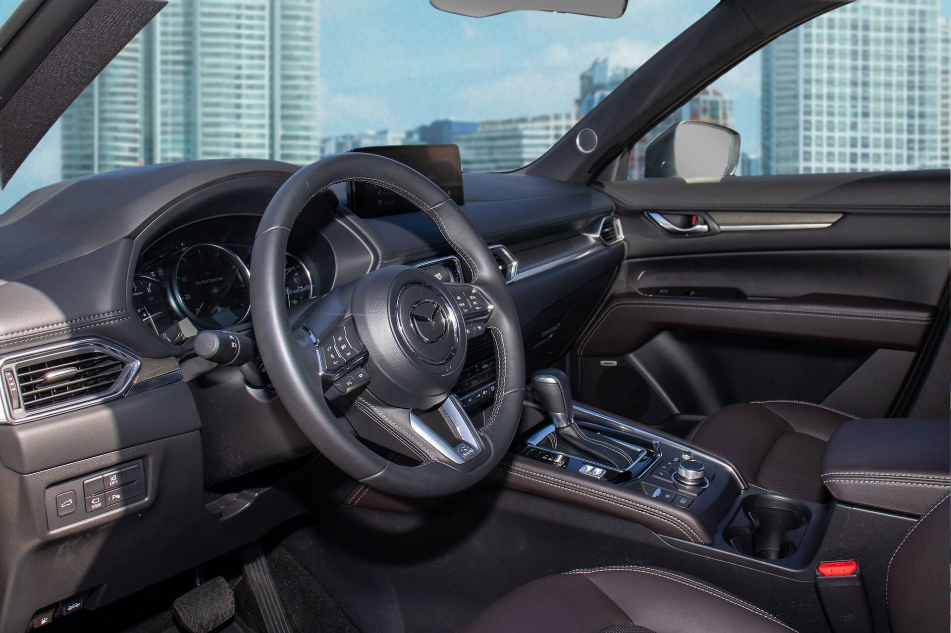 Used 2025 MAZDA CX-5 Signature image 16