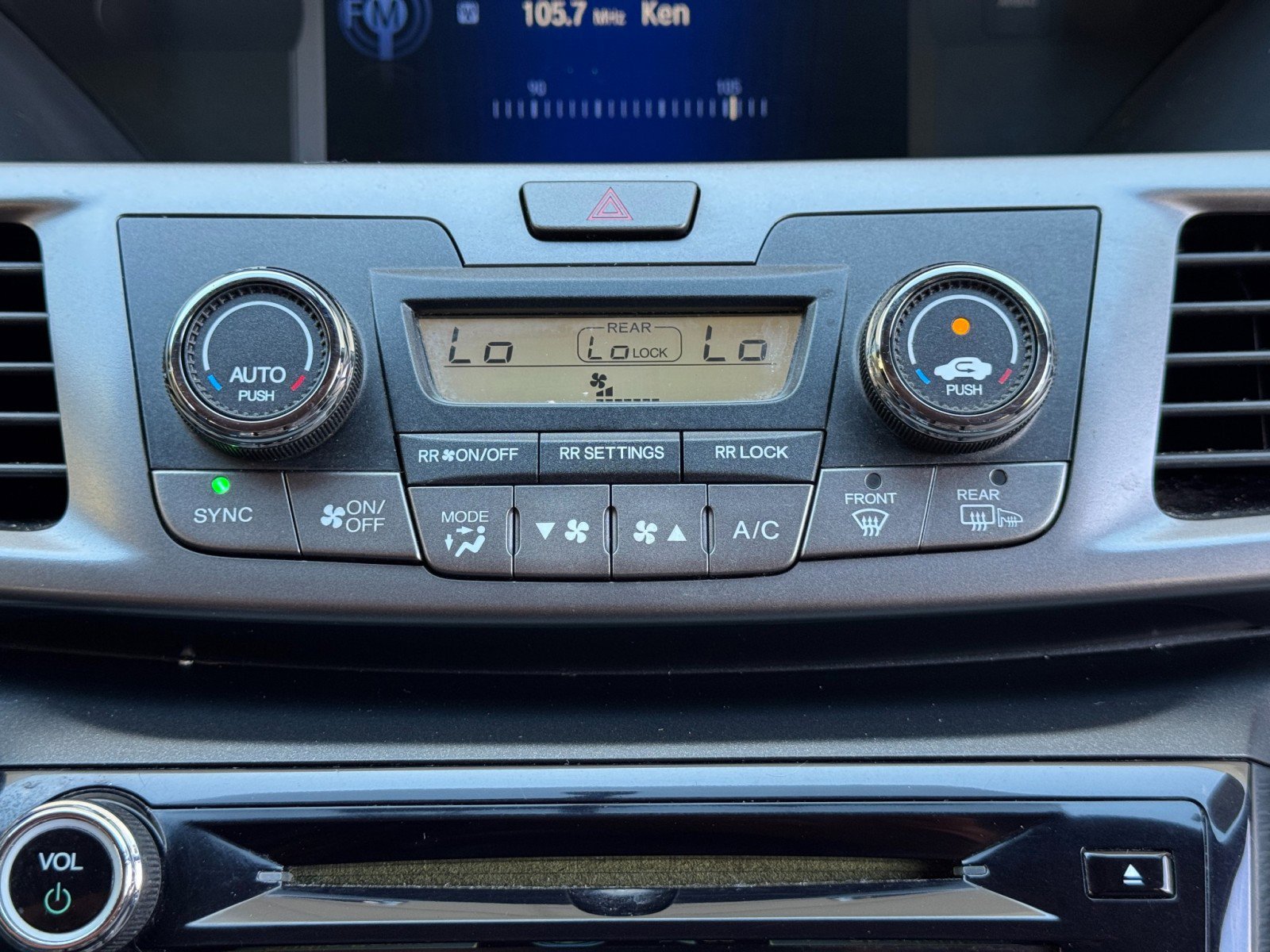 Used 2014 Honda Odyssey EX image 25