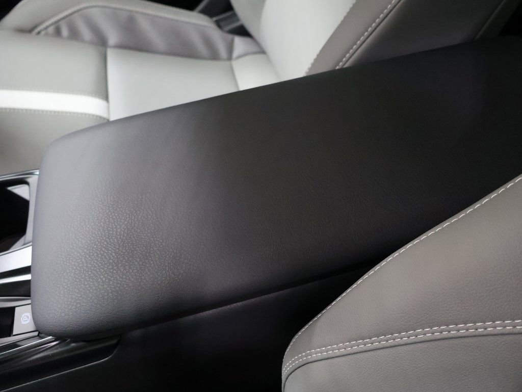 New 2026 Toyota Camry SE image 33